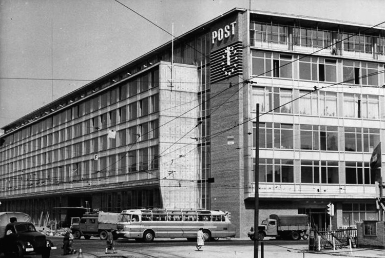 Hauptpost am Augustusplatz 1964. Foto: Bundesarchiv/CC BY-SA 3.0