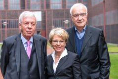 (v.l.n.r.) Dr. Werner Müller (Vorstandsvorsitzender der RAG-Stiftung), Bärbel Bergerhoff-Wodopia (Mitglied des Vorstandes der RAG-Stiftung), Fritz Pleitgen (Vorsitzender des Beirates von „Glückauf Zukunft!“). Foto: Mark Ansorg 