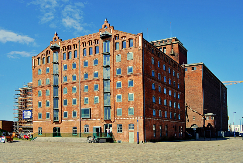 Der Thormann-Speicher und der Löwe-Speicher am Alten Hafen von Wismar